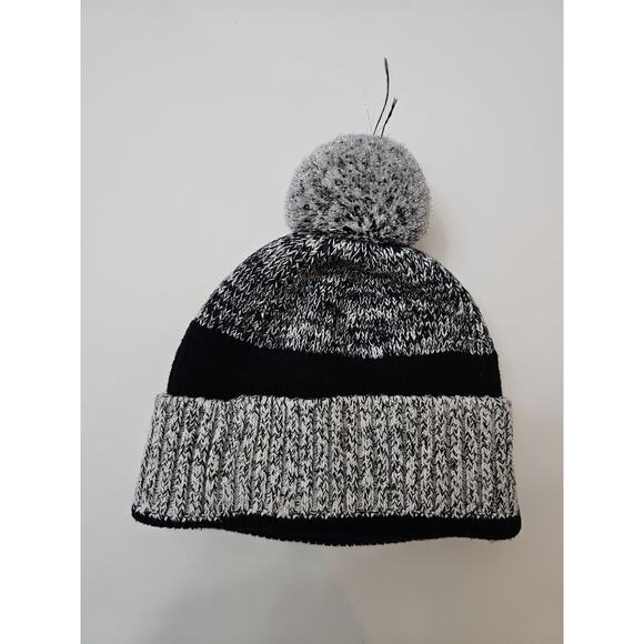 LULULEMON IVIVVA GIRL Knit Pom BEANIE WITH POMPOM ONE SIZE Black And White - Picture 2 of 5
